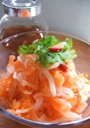 A picture of Vietnamese Salad with Vinegared Carrots and Daikon.