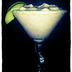 A picture of Mike's Moscato Fruity Wine Slushy.