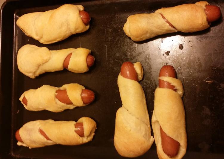 Easiest Way to Prepare Any-night-of-the-week Kids Croissant Dogs