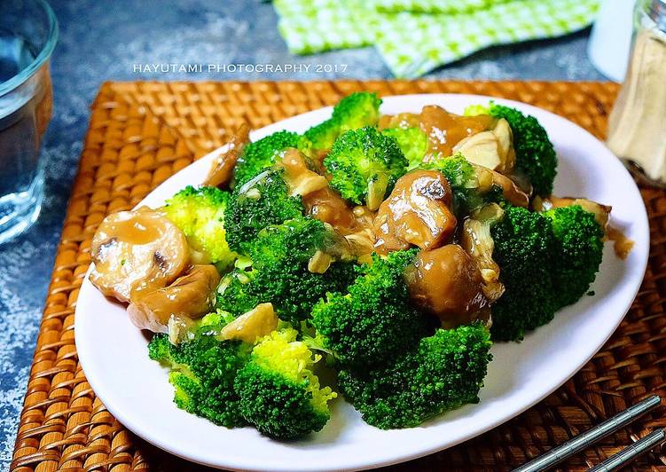 Resep Tumis Brokoli  Saus  Tiram  oleh Hayutami Cookpad