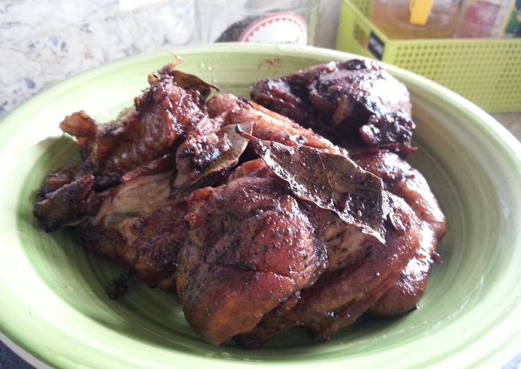 Simple and Easy Chicken Adobo (Adobong Manok)