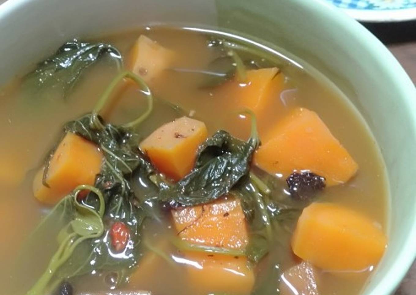 Daun asam, sayuran hijau dan ubi jalar