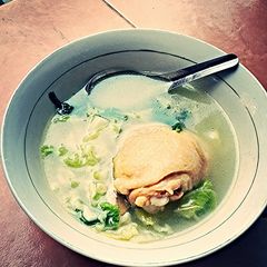 A picture of Chinese vegetable soup.