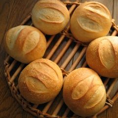 A picture of Strawberry Yeast Bread.