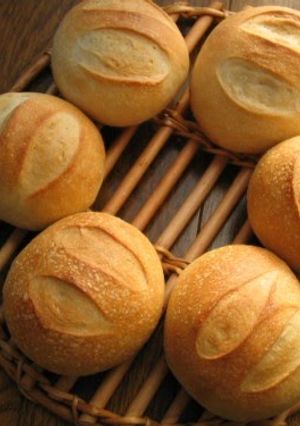 A picture of Strawberry Yeast Bread.