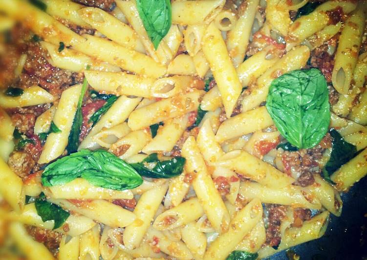 Simple Way to Make Any-night-of-the-week Bolognese penne (my jool&#39;s pasta versión)