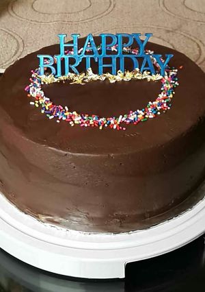 A picture of ULTIMATE CHOCOLATE FROSTING.