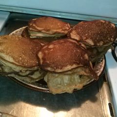 A picture of Banana Bread Pancakes.