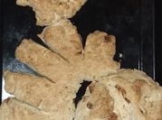 Una foto de pan casero chicharrón
