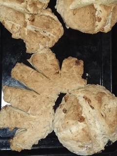 Una foto de Pan Casero con Chicharrón fácil y rico❤