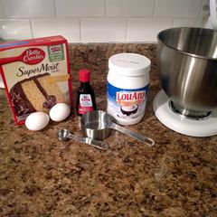 A picture of Yellow Cake Chocolate Chip Cookies.