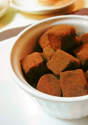 A picture of For Valentine's Day Rich Truffles.