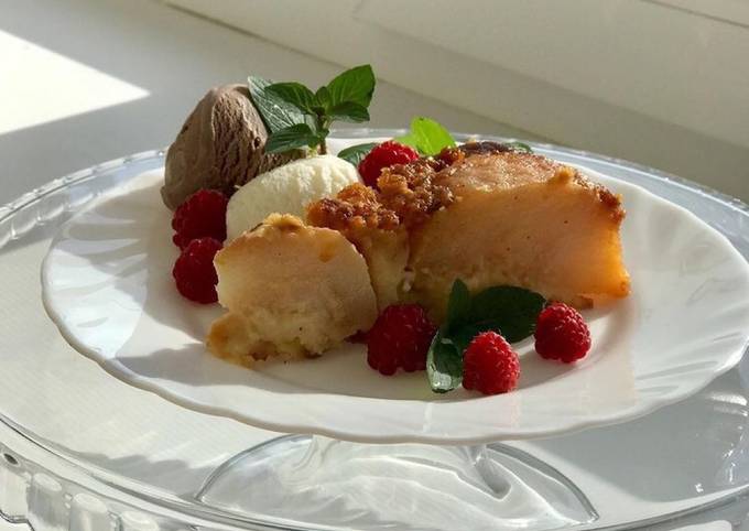 Тарт с грушами на песочном тесте с карамелью