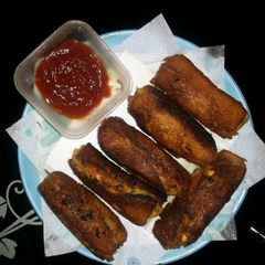 A picture of Crispy Sattu bread pakoda.