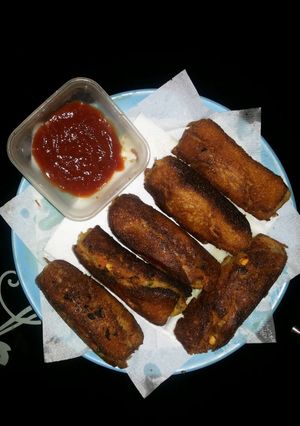 A picture of Crispy Sattu bread pakoda.