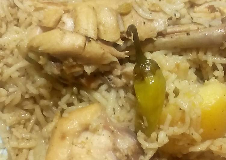 Recipe: Tasty Rich Rice with Chicken