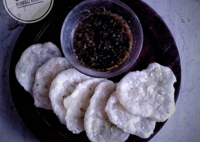 Bagaimana Menyiapkan 34. Cireng bumbu rujak yang Bikin Ngiler