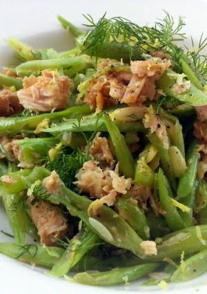 A picture of Green Bean With Tuna.
