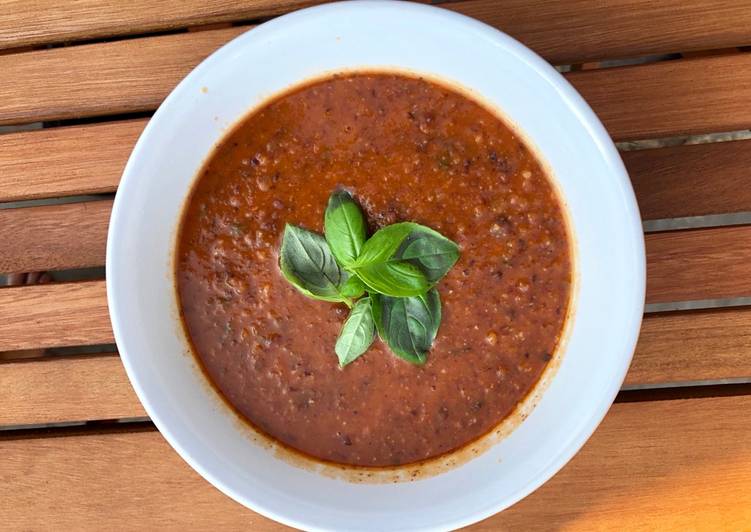 Tomato, Black Bean and Lemon Soup