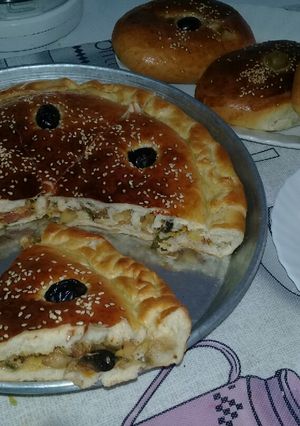 صورة لوصفة خبزة الفطيرة المحشية بعجينة قطنية