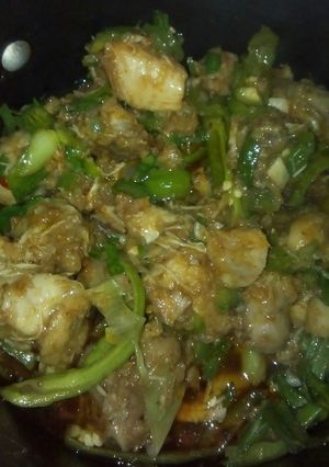 A picture of Kung Pao Chicken by Nancy.