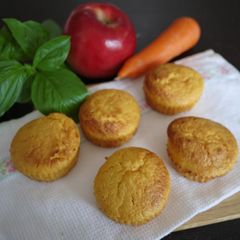 A picture of Carrot, Apple and Ginger Moist Muffins ♪.