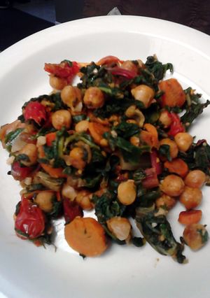A picture of Sauted garbanzos w/ swisschard.