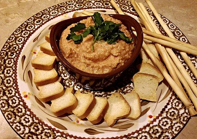 Fire Roasted Tomato and Feta Hummus