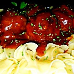 Mike's Easy Egg Noodles & Meatballs A picture of Mike's Easy Egg Noodles & Meatballs.