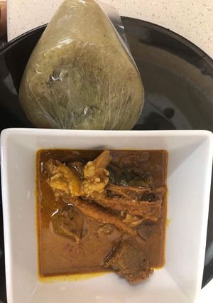 A picture of Cabbage swallow and ogbono soup.