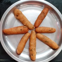 A picture of Potato Amaranth fingers Aloo rajgira flour fingers.
