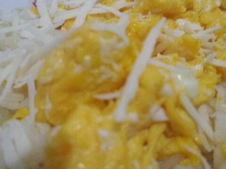 Langkah Mudah untuk Membuat Nasi Goreng mentega + keju yang Enak