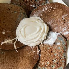 A picture of Hibiscus pancakes 🥞.