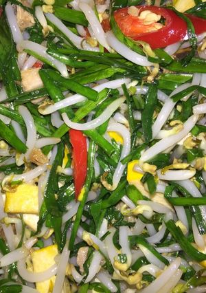 Foto resep Tumis taoge kucai ikan asin