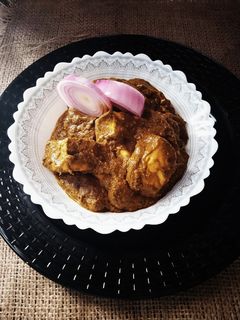 हैदराबादी पनीर ग्रेवी (Hyderabadi paneer gravy recipe in hindi) रेसिपी मुख्य फोटो