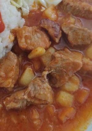 Una foto de Carne guisada con tomate