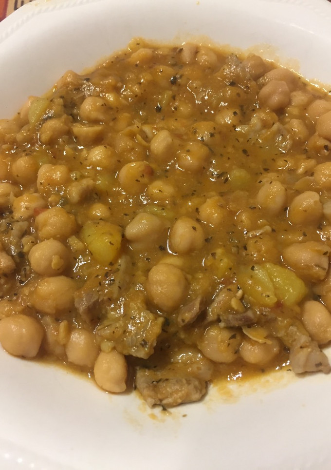 Una foto de Garbanzos con hierbabuena
