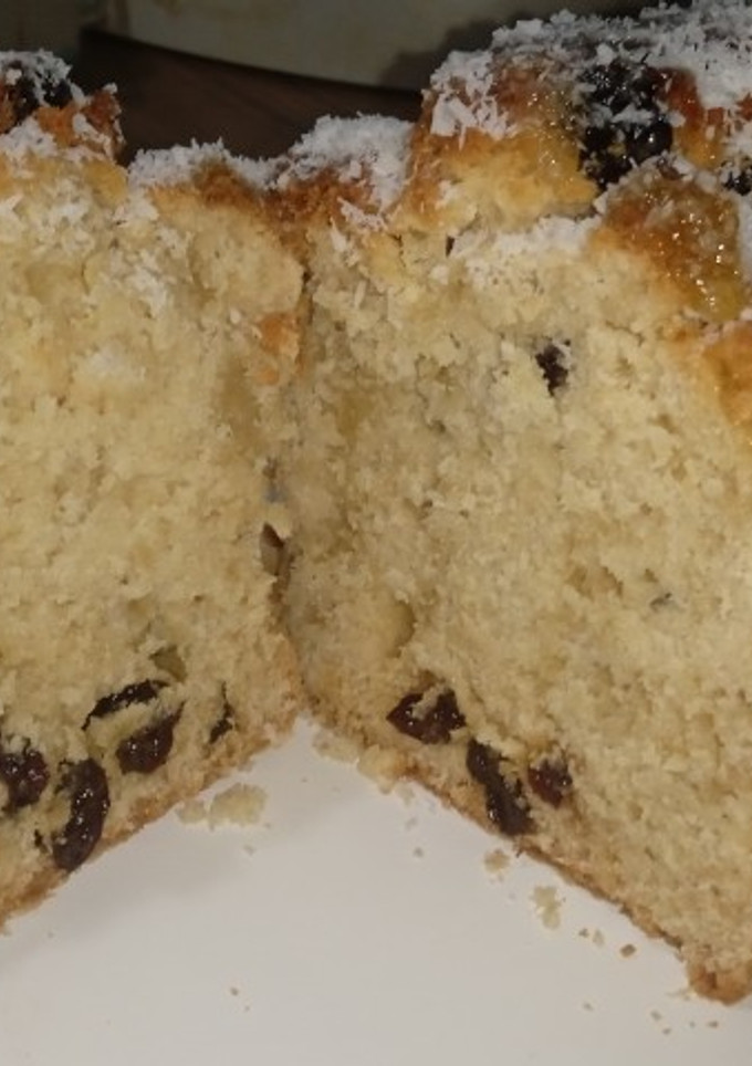 Una foto de Budín de manzana con pasas de uva