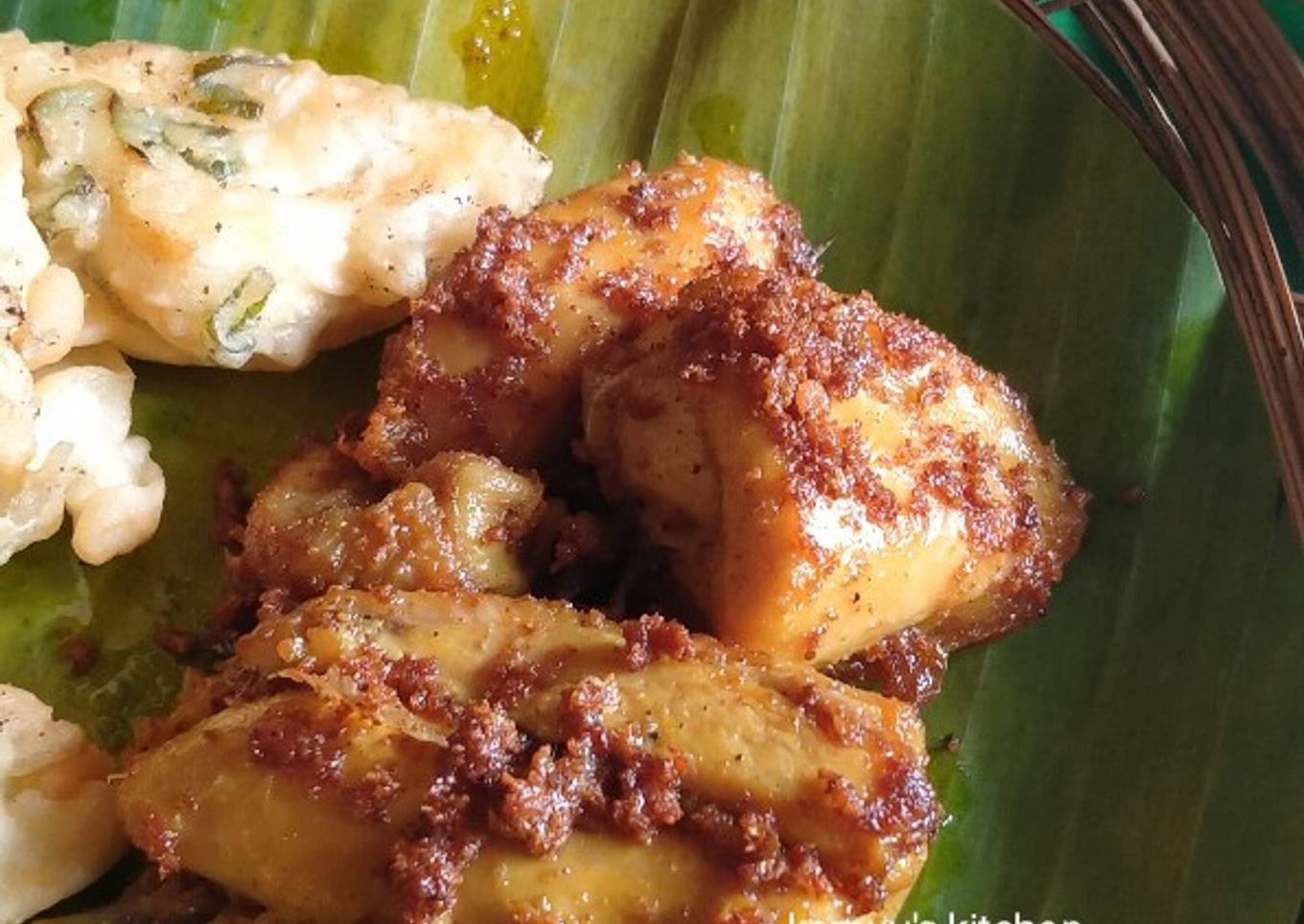 Ayam Goreng Telur