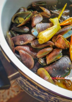 Foto resep Kerang Hijau Bumbu Kuning #5resepterbaruku