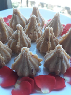 A picture of Rose Mawa Modak.