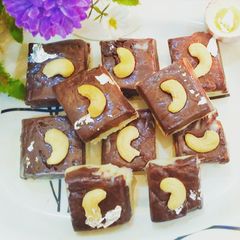 A picture of Two Layered Chocolate Fudge.