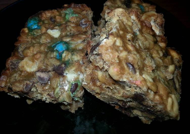 Easy Way to Make Appetizing Trail Mix Bars