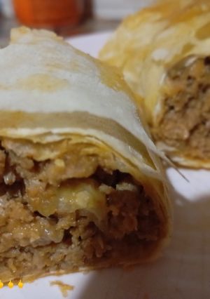 Húsos rétes 😉 recept fotója