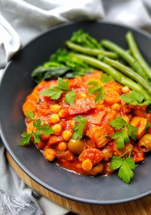 A picture of Slow Cooked Spanish Stew.