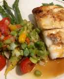 Lenguado glaseado con guarnición de verduras