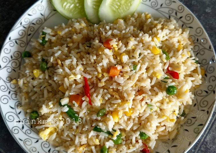 Langkah Mudah Menyiapkan Nasi goreng mix vegetables Enak Banget