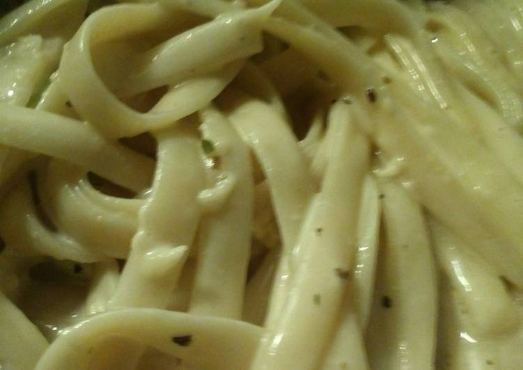 Simple Way to Prepare Quick Kandi‘s Fettucini Alfredo