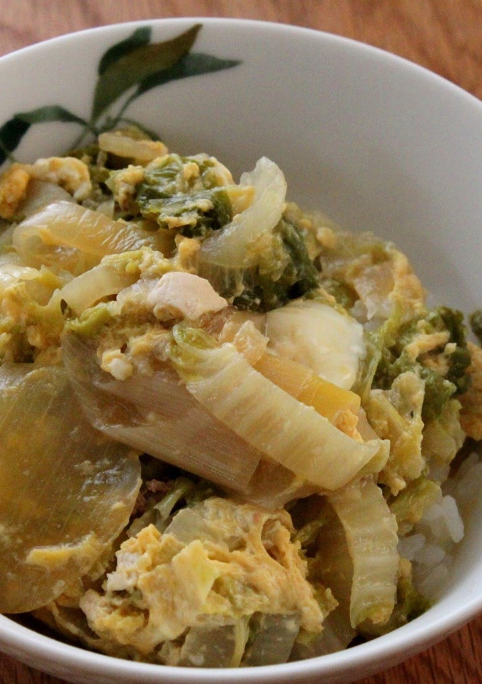 A picture of Chinese Cabbage with Egg.