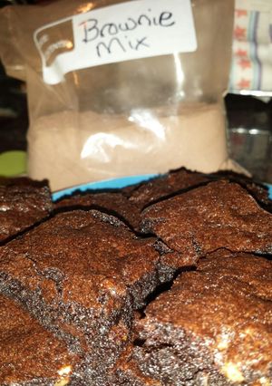 A picture of Brownie Mix in a Bag.